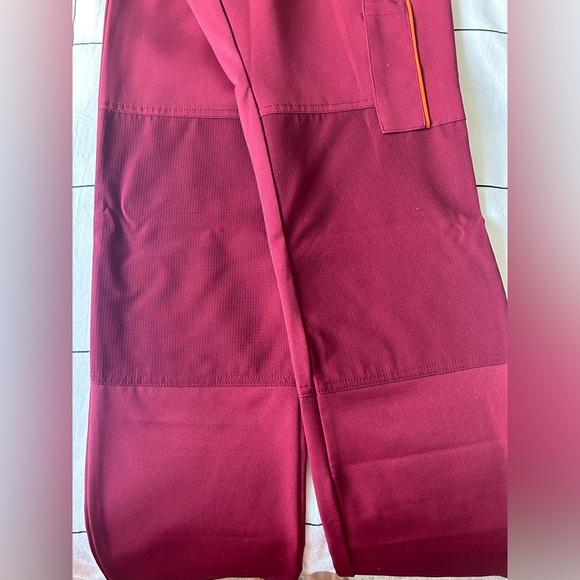 Helly Hansen Scrub Set - Picture 15 of 17